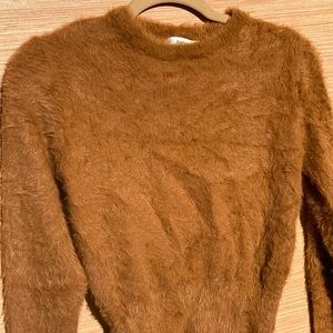 Cropped sweater, stylish